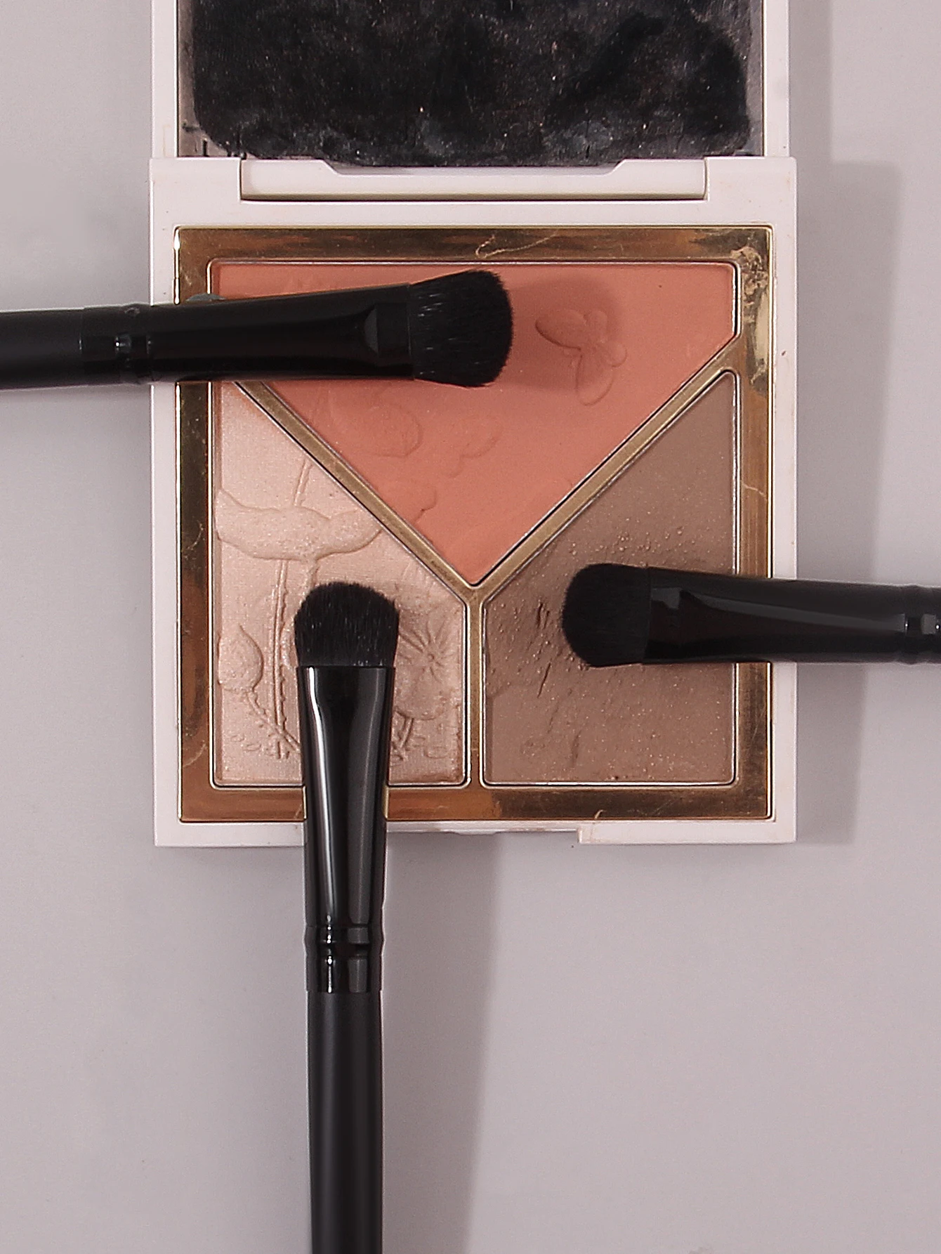 Hot-selling 3-piece eye makeup brush set: Soft-bristled eyeshadow brush, concealer brush, professional eye makeup detail brush