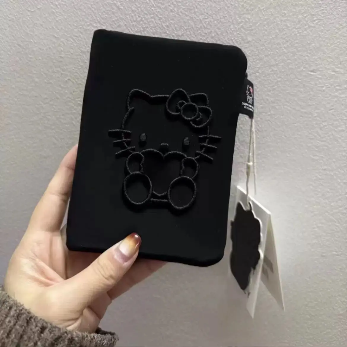 

Cute Hello Kitty PVC Passport Holder with Card Slots Coin Purse for Overseas Travel Document Storage Anime Gift Customizable Por