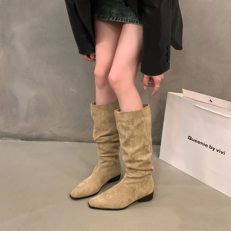 Kobiety Kolano Wysokie Buty Jesień Zima Buty Damskie Moda Wsuwane Fałdy Niski Obcas Spiczaste Palce Długie Buty Botas De Mujer D81