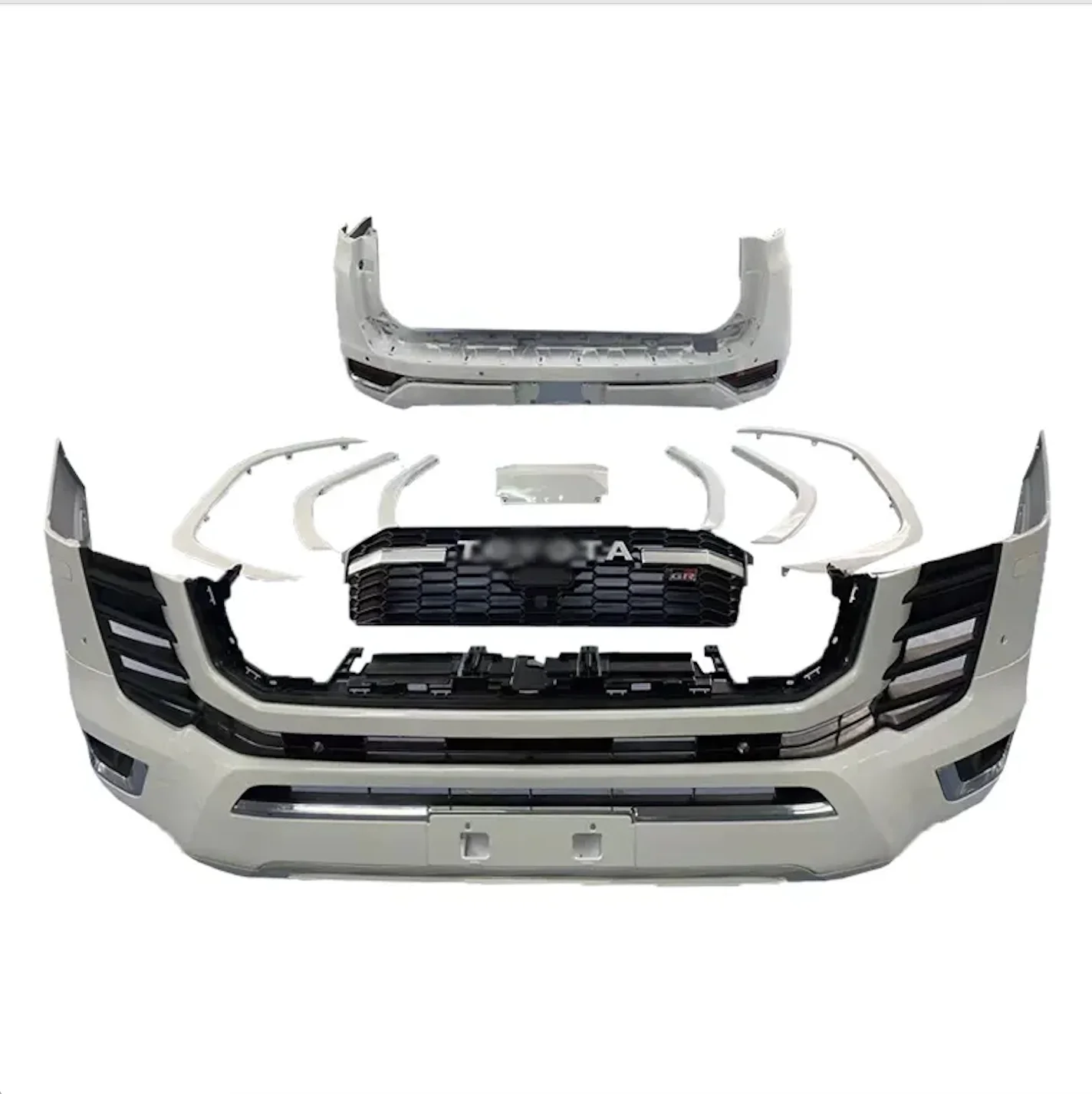 Front Bumper Face Kit for Land Cruiser LC300 2022 Body kits Low Level Update High Level