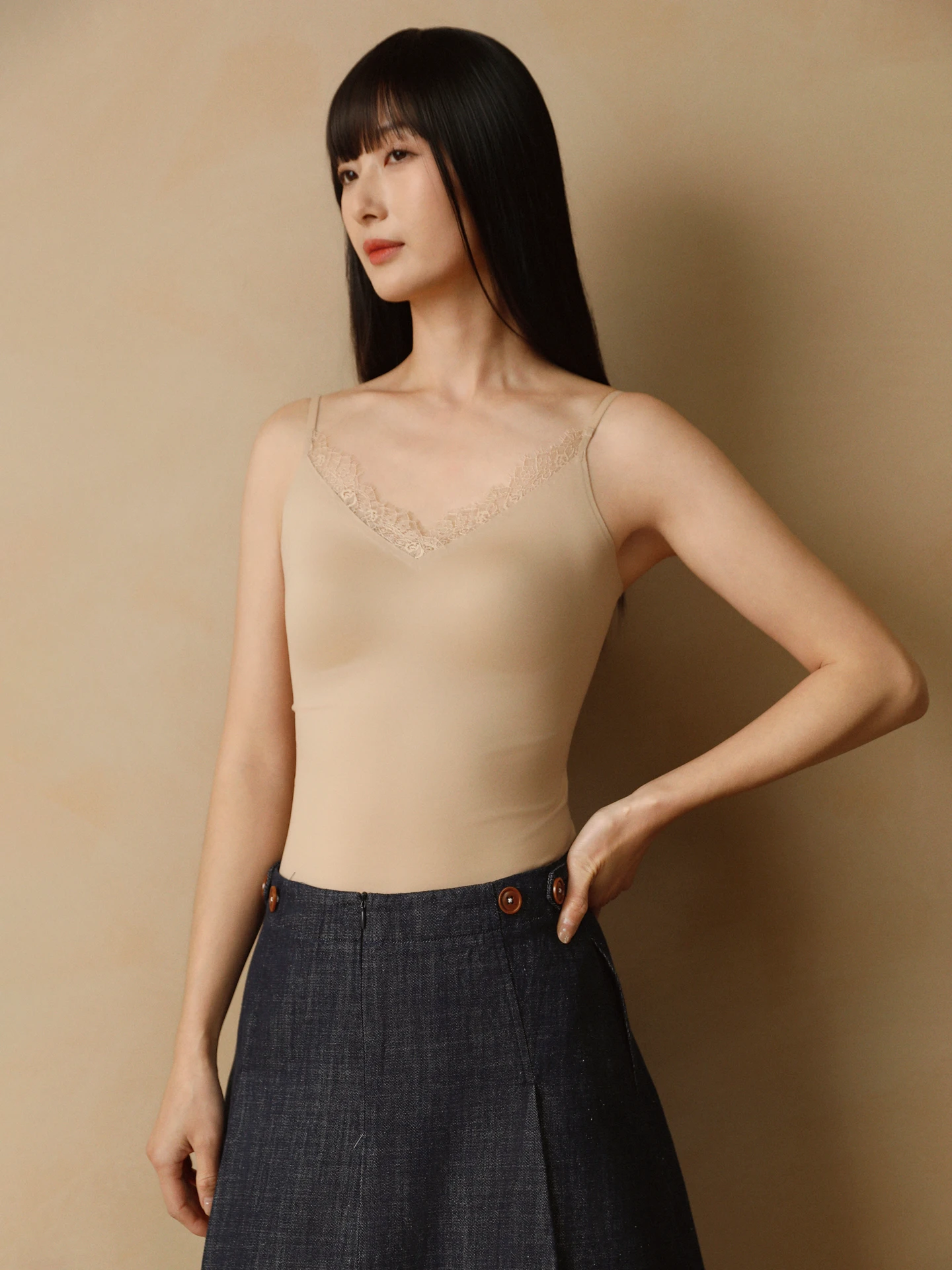 

Модный многослойный кружевной топ-майка для женщин с интегрированными чашечками и бретельками, весна 2026, новинка