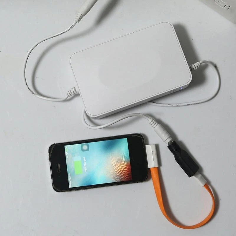 여성 커넥터의 경우 USB 2.0 스피커의 경우 5.5x2.1mm의 암컷