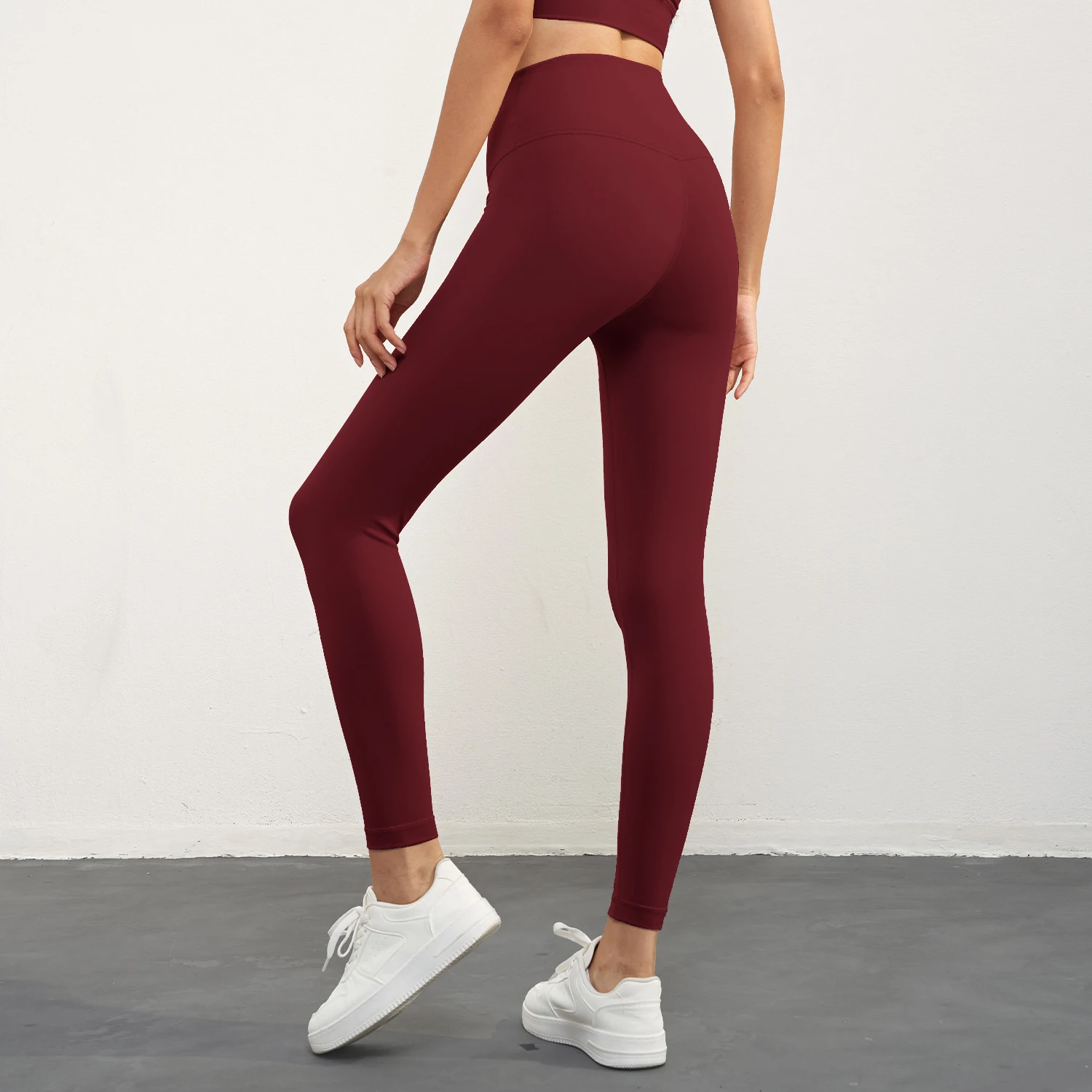 Pantaloni da yoga sportivi da donna a vita alta tasca slim fit 25 pollici fitness corsa pantaloni da yoga da donna traspiranti ad asciugatura rapida