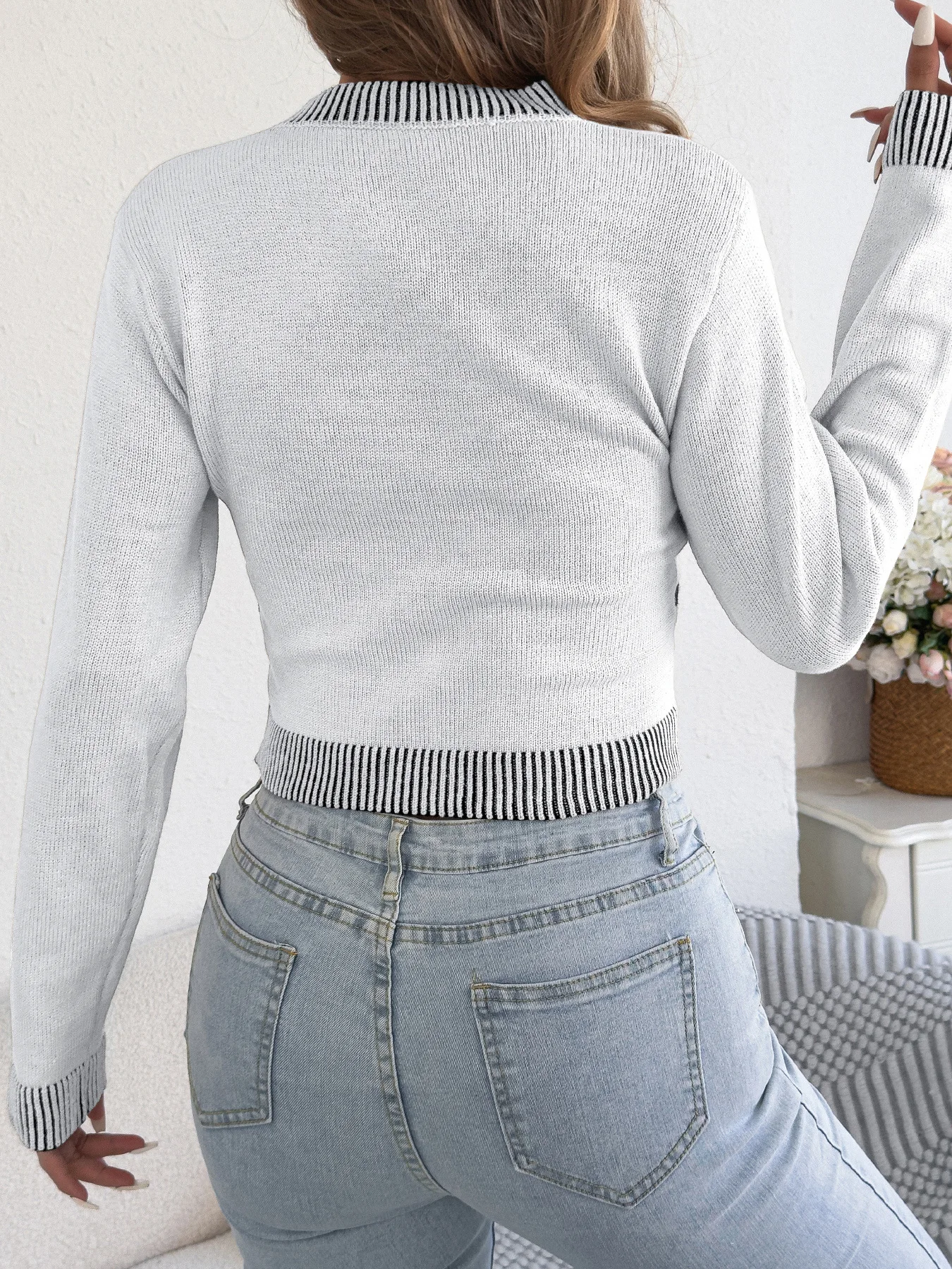 Women's Color Block Stripe Knitted Sweater for Autumn Winter 2026 Casual Round Neck Long Sleeve Pullover White Red Khaki Tops
