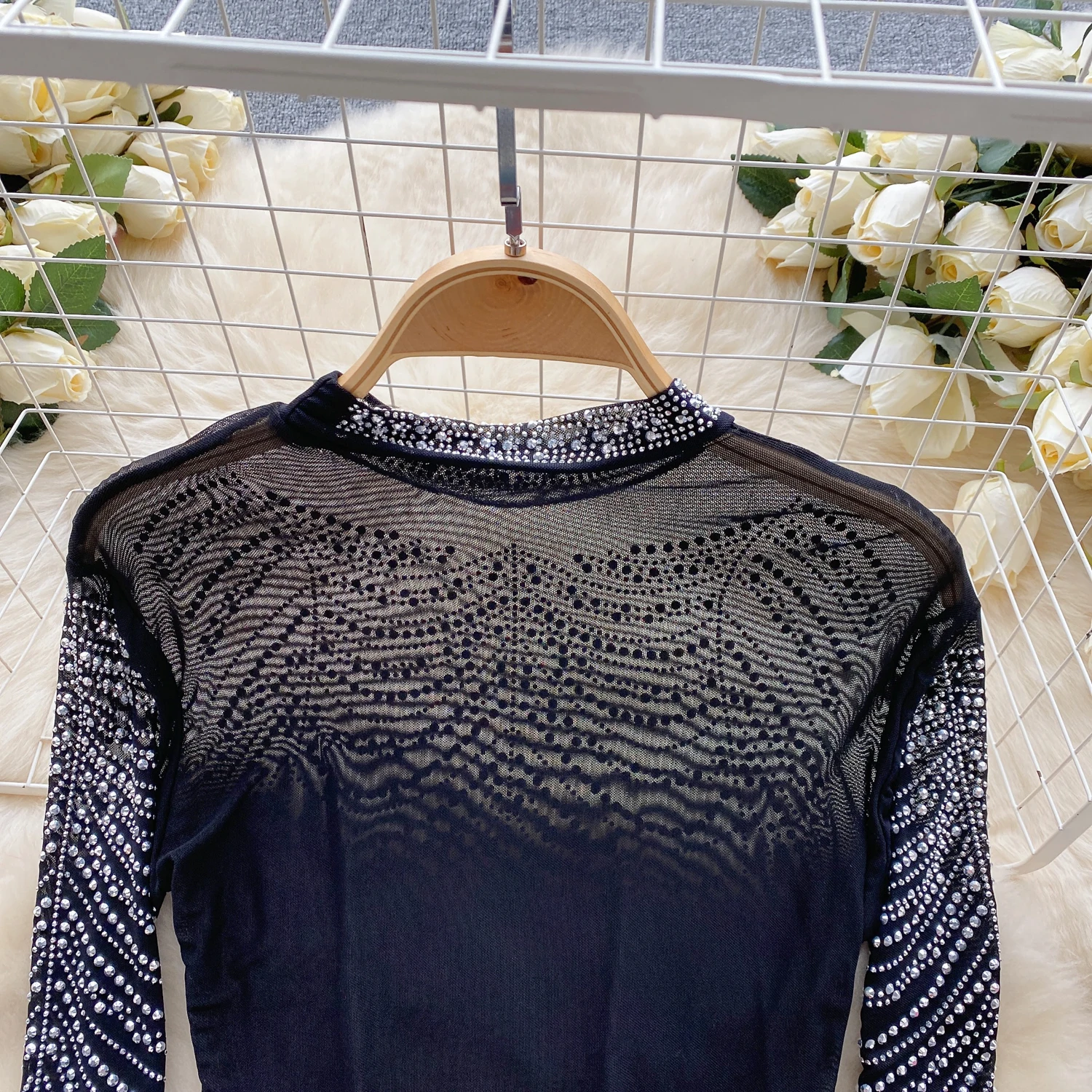 Women Mesh Rhine Stone Long Sleeve T Shirt Female Tops Solid Color Sheer Sexy Hot Girl Party Crop Top Ladies Diamond Tees