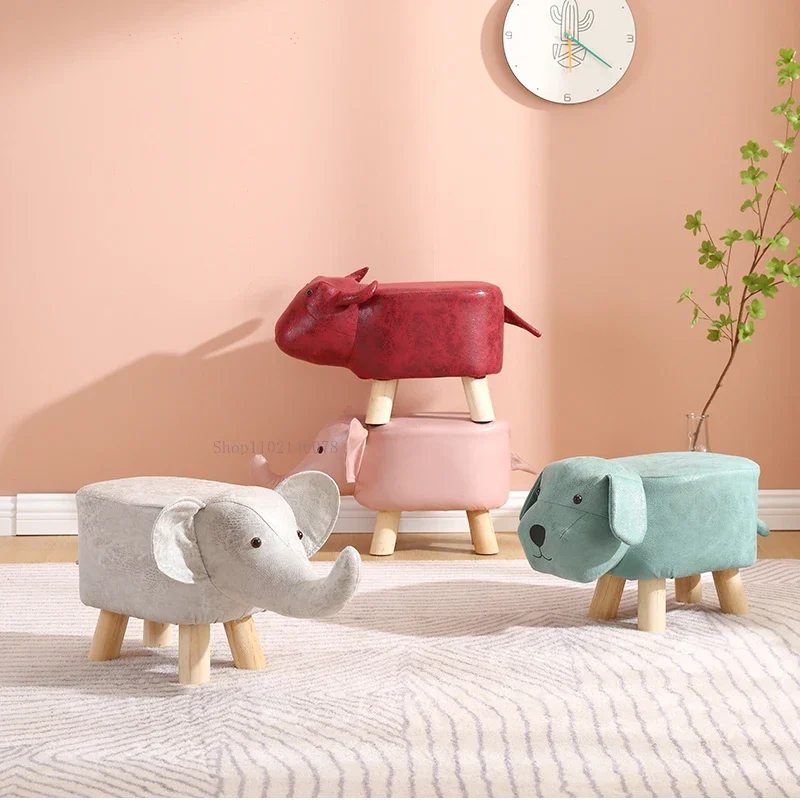 Solid Wood Low Stools Creative Animal Elephant Cartoon Family Change Shoe Ottomans Taburete Small Stool Ottomans Lovely Pouf