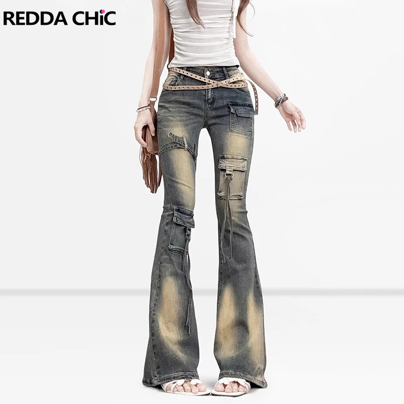 

Джинсы-карго REDDACHiC для женщин в корейском стиле Y2K с поясом, облегающие, с множеством карманов, с низкой талией, джинсовые брюки-клеш, винтажная уличная одежда