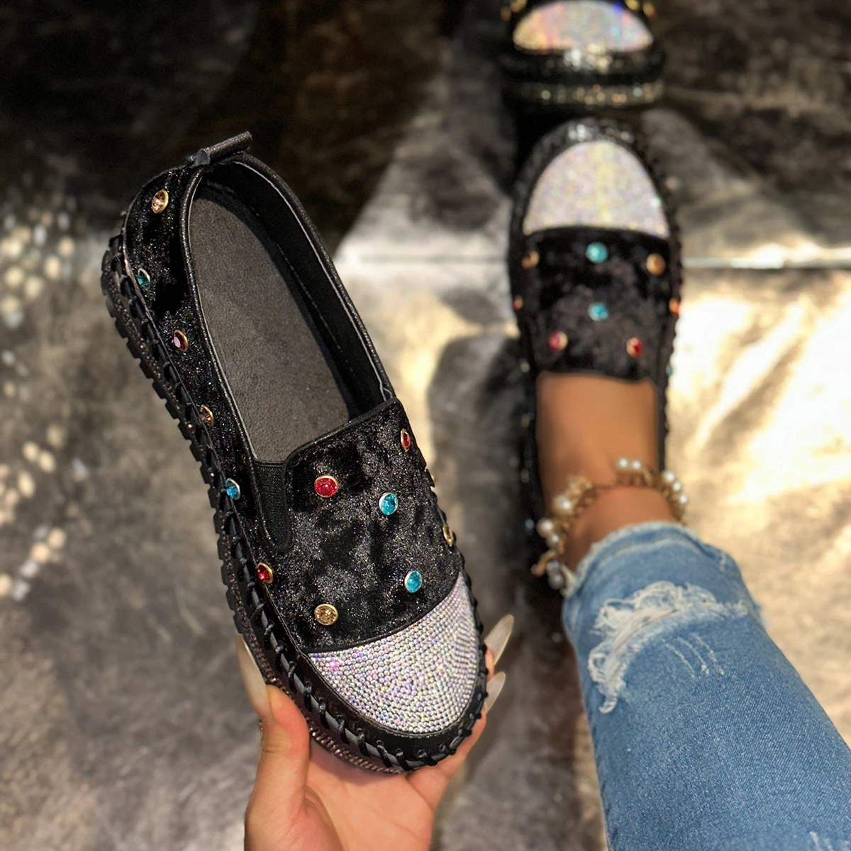 

2025 New Women Sneakers Low-Top Fashionable Ladies Casual Shoes Slip-On Diamond Women Shoes Spring Autumn Rubber Sneakers Women