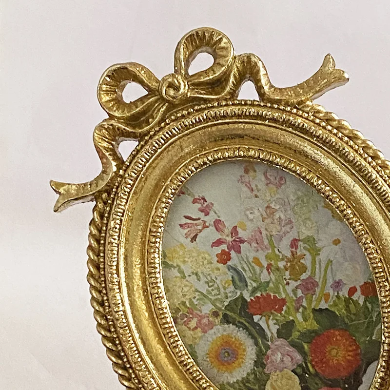 ‌French & American Style Resin Photo Frame with Bow- Oval Vintage Wall Hanging Decor