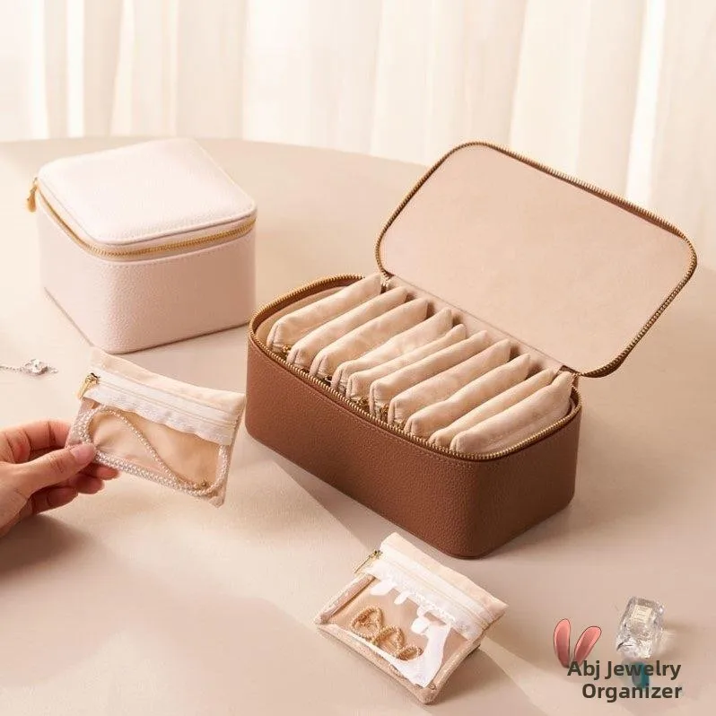 

Portable Gold Jewelry Storage Box Anti-Oxidation Jewelry Bag Organizer New 2025 Design Jewelry Bracelet Storage Solution
