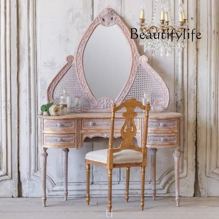 Cómoda francesa antigua de madera maciza, estilo retro, con detalles en ratán, columna romana curva, mesa de maquillaje para apartamento pequeño.