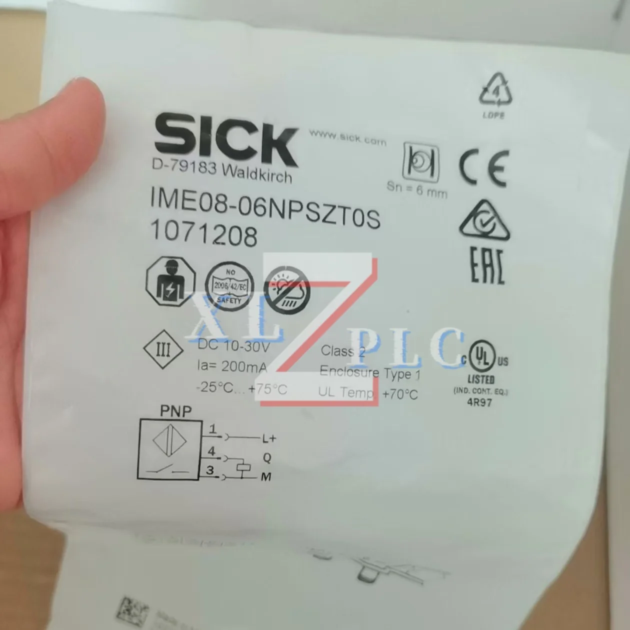 nuovo interruttore fotoelettrico originale GTB6-P4231 IME08-06NPSZT0S GSE6-N1212 GSE6-N4112
