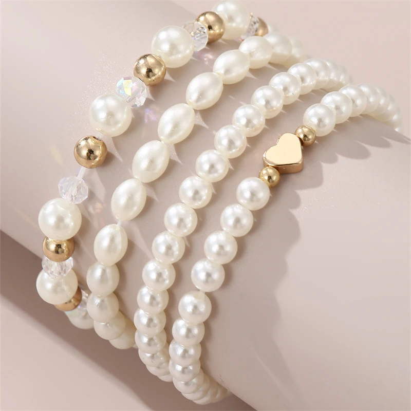 4pcs/set Birthday Gift Heart Anklet – A Sophisticated, Thoughtful Accessory for Special Moments.
