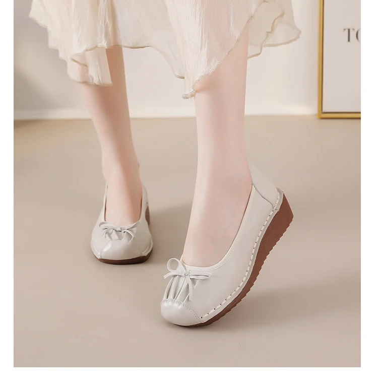 Neue Vintage-Pumps mit plissierter Schleife, Damen-Keilabsatzschuhe, flache Schuhe aus echtem Leder, handgefertigte Slip-On-Loafer für Damen, Retro-Hochzeitsschuhe in Rot. – Detail 17