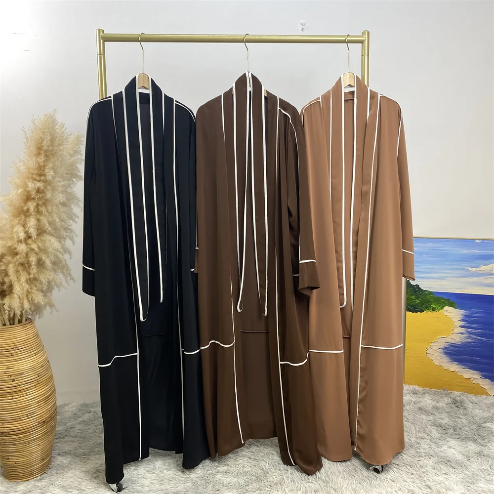 Middle East Dubai Muslim women fashion women\'s dress Arab Turkey contrast color striped cardigan Islamic hot cardigan robe