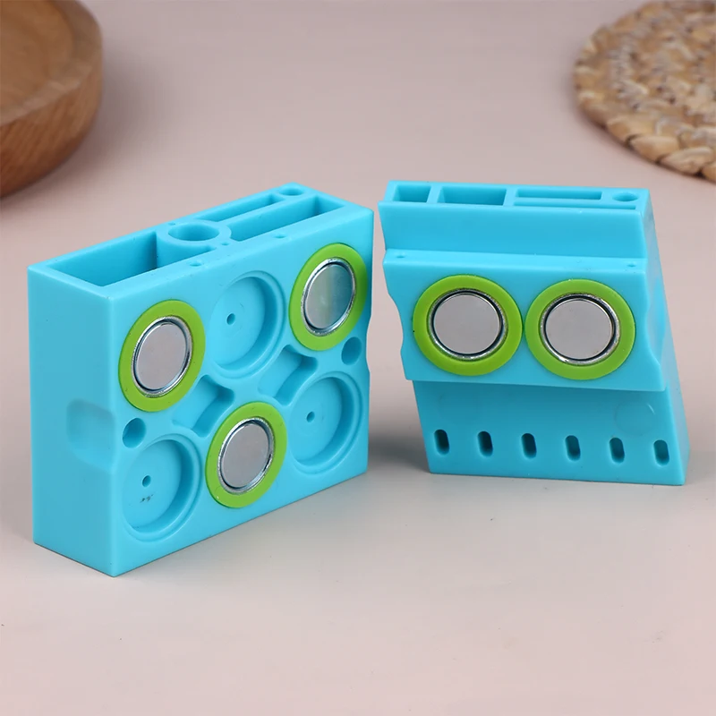 

1Pcs Magnetic Sewing Machine Storage Box, Thread Cores Scissors Screwdriver Organizer for Garment Factory