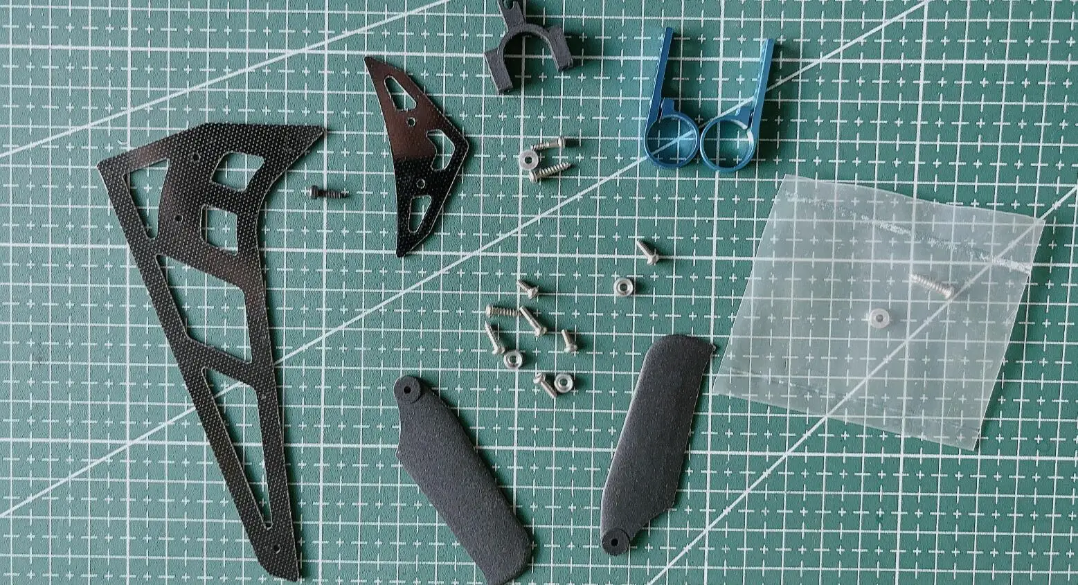 

450 RC Helicopter Tail Rotor Tail Blades, Vertical Fin, Tail Servo Mount Bracket Flybar for Align Trex 450, Tarot 450​ Heli