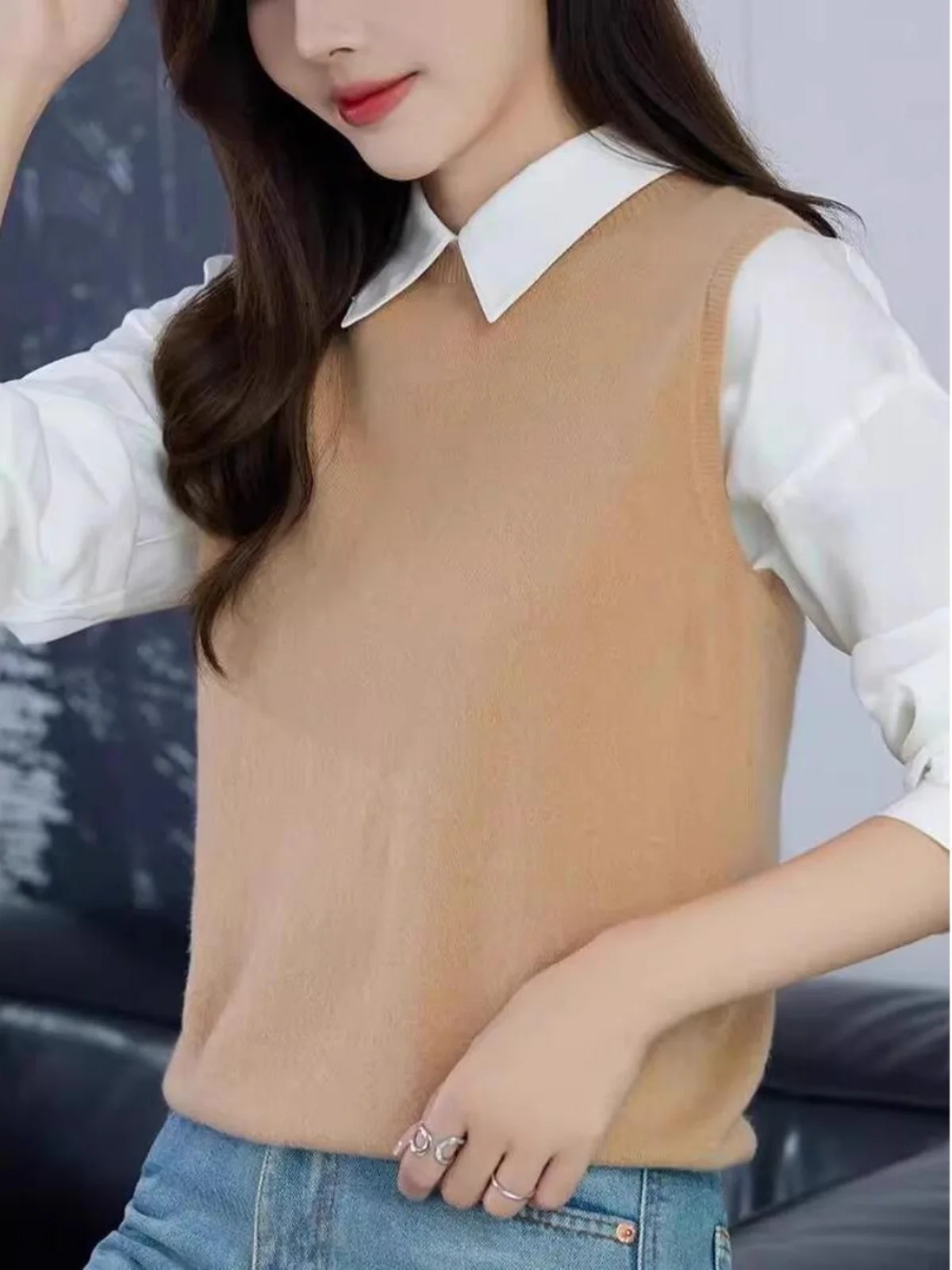 Casual round Neck Sleeveless Knitted Vest Layering Base Shirt Autumn Season  Color Thread Design No Button Fastening