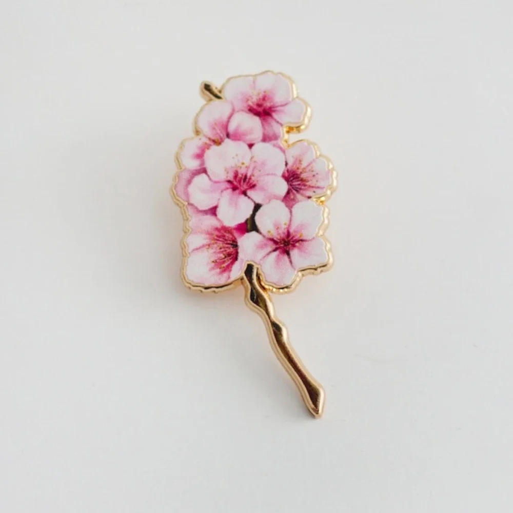 Pin de esmalte flor rosa, flor de cerejeira, alfinetes de lapela floral Sakura, broche botânico primavera, acessório inspirado na natureza