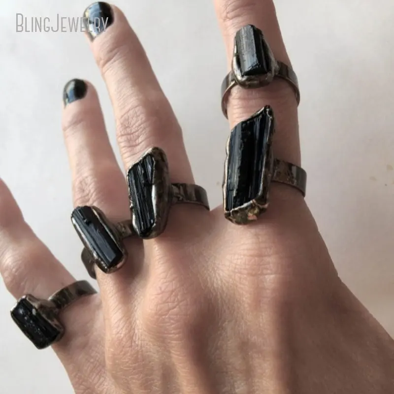 10pcs Raw JetTourmaline Crystal Gemstone Black Goth Jewelry Copper Electroformed Small Rough Schorl Adjustable Size 7 8 9 Ring