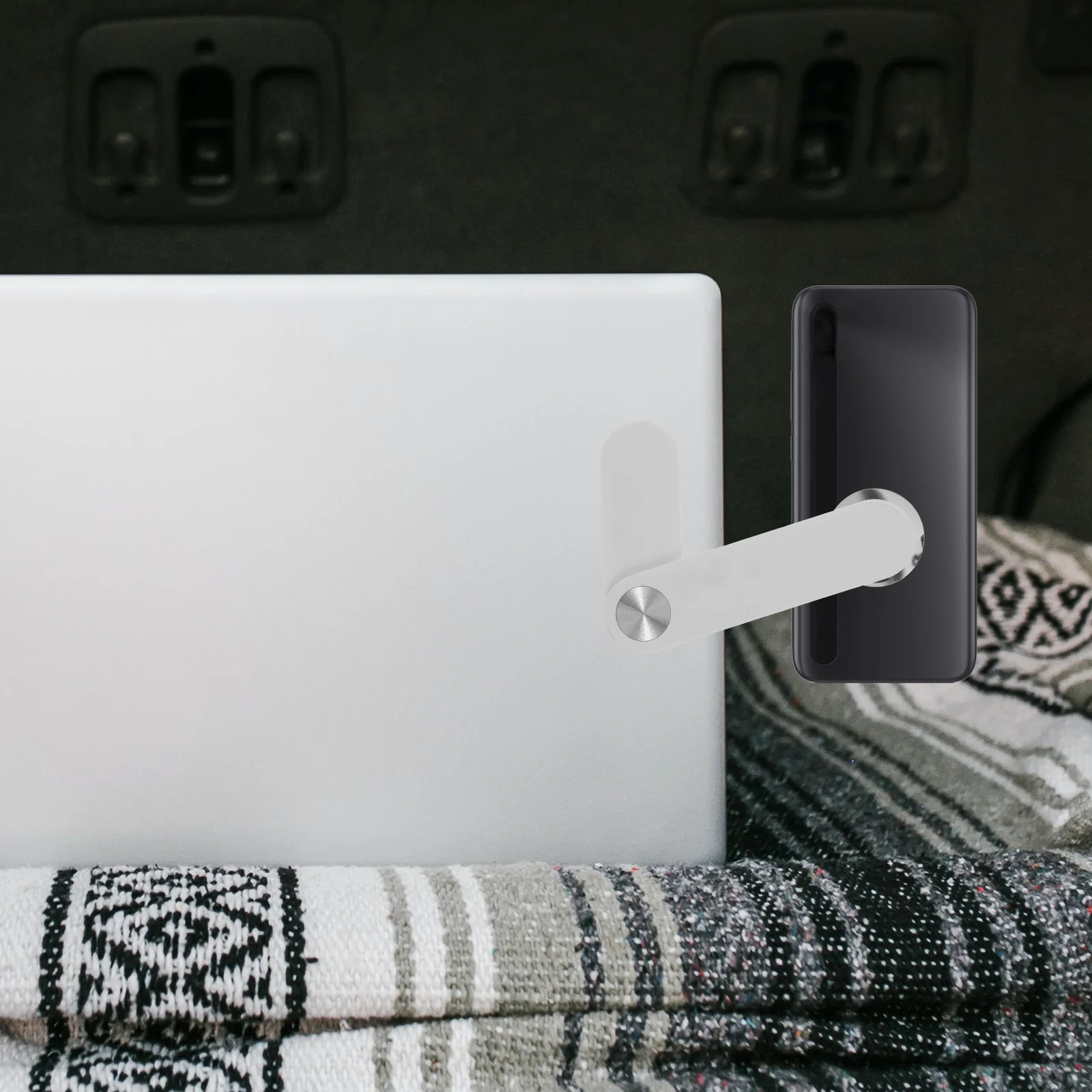 

Magnetic Phone Holder for Laptop Monitor ABS Material Strong Adhesive Force Portable Cellphone Stand Desk MountBracket