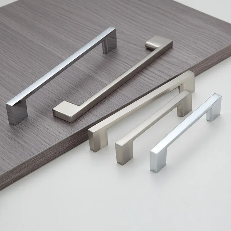 Furniture Handles Bright Chrome Cupboard Wardrobe Pulls Solid Aluminum Kitchen Cabinets Pulls Handles for Cabinets and Drawers