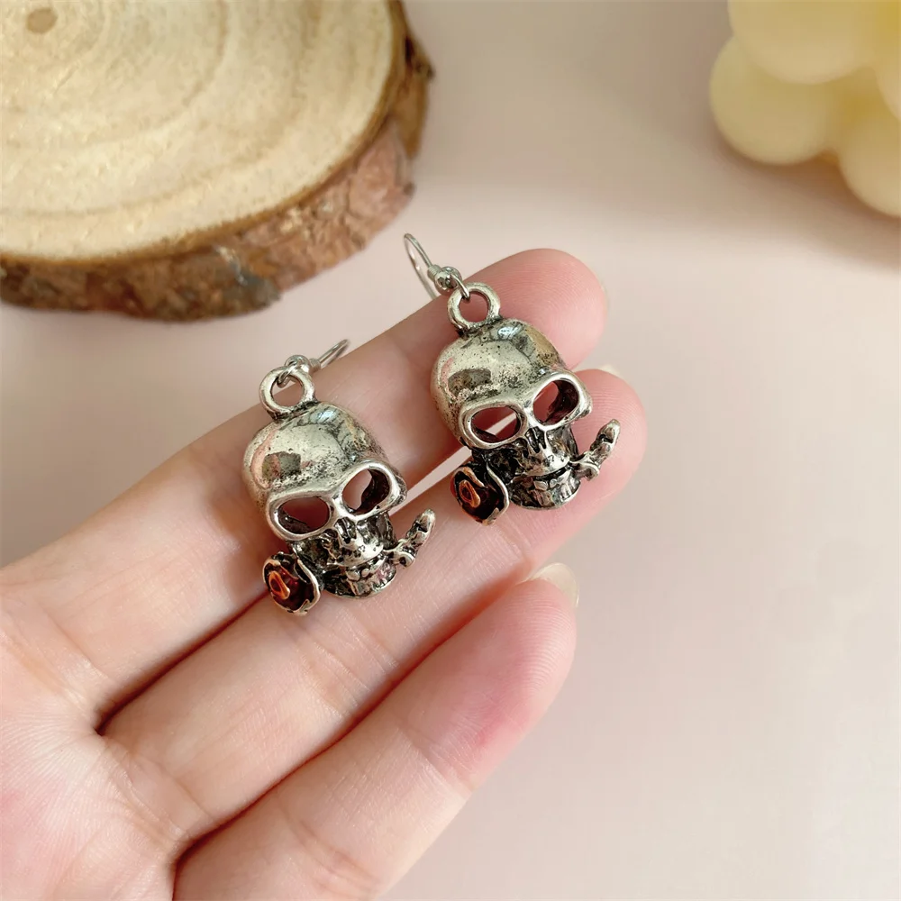 هالوين الهيب هوب نازف النفط روز زهرة الجمجمة قلادة المرأة أقراط موضة فاخرة المعادن الأذن هوك مجوهرات اكسسوارات هدية #3