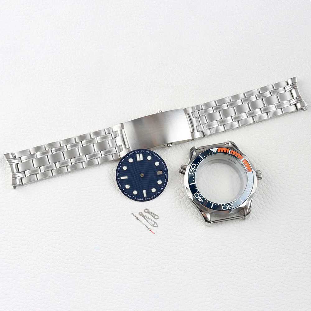 

41mm Silver NH35 Watch Case With 31mm Dial and hands Green Luminous Fit Seamaster 300 NH35 NH36 Movement 316L Stainless Steel