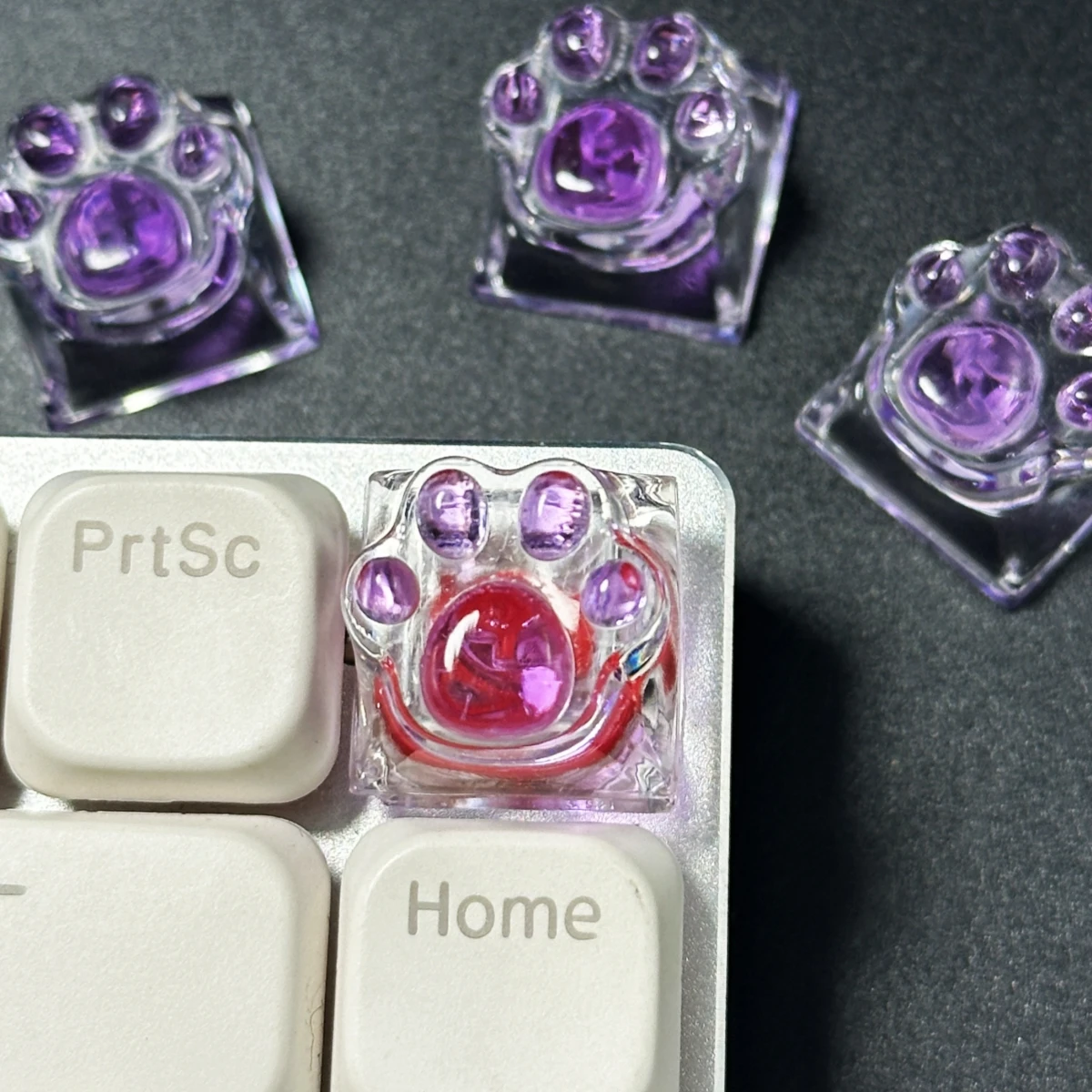 

Cute Transparent Cat Claw Keycap Glitter Powder Glue OEM R4 Cross Axis Mechanical Keycap Accessories