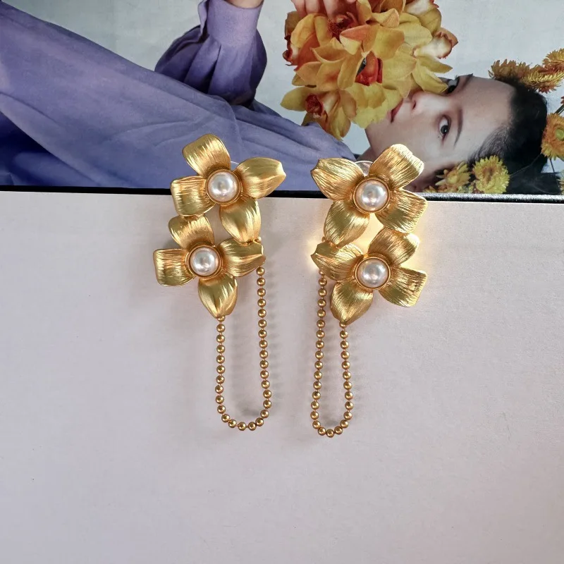 

Golden Flower Tassel Beaded Chain Stud Earrings for Women