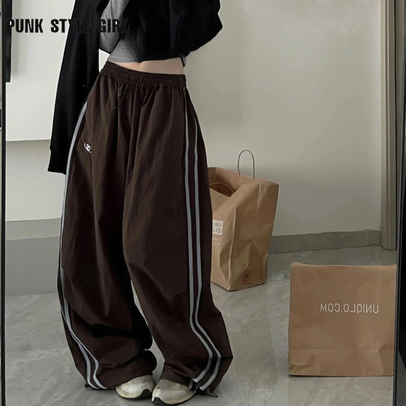 

2024 Women Vintage Oversize Cargo Trousers Harajuku Parachute Brown Pants Korean Fashion Striped Patchwork Sweatpants Street