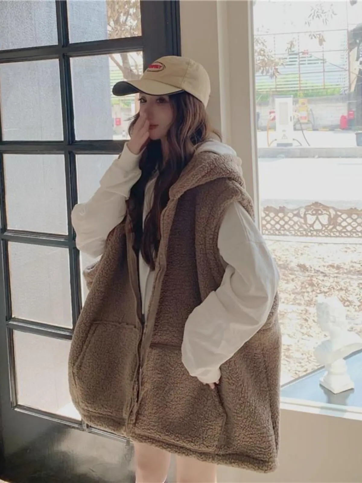 Women Cotton Vest 2026 Winter Ladies Oversized Hooded Lamb Fleece Vest Loose Sleeveless Waistcoat Plus Size Up To Outer Layer