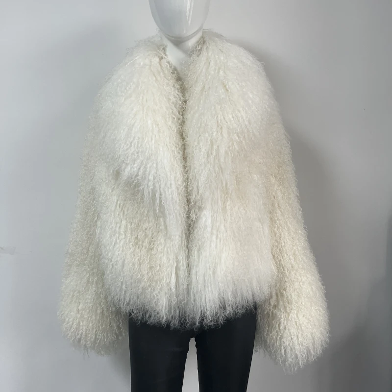 Рисунок 5 - Kejinyuan короткое пальто с отложным