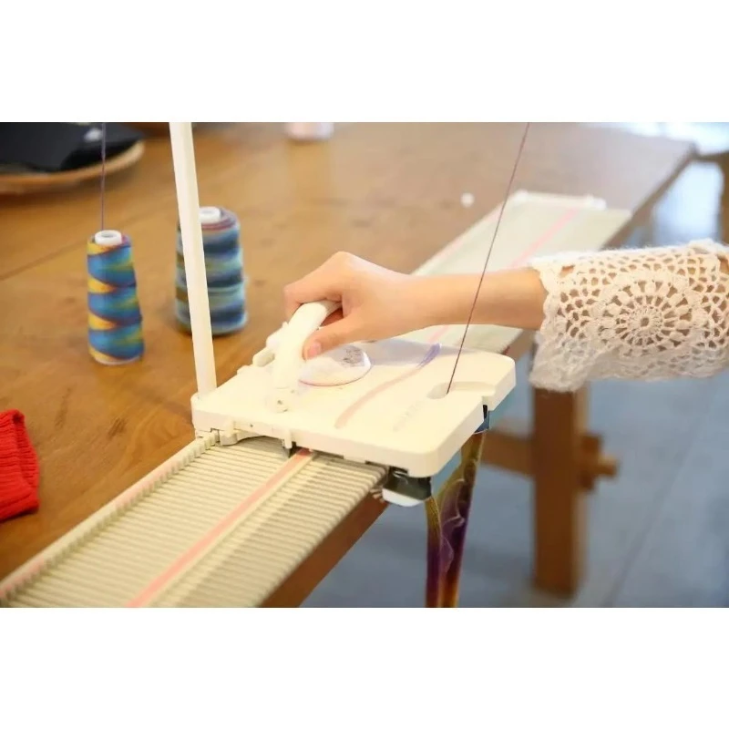 Hand Driven Jacquard Knitting Machine LK150 3.9G 6.5mm Mid Gauge Beginner Home Weaving Craft Equipment