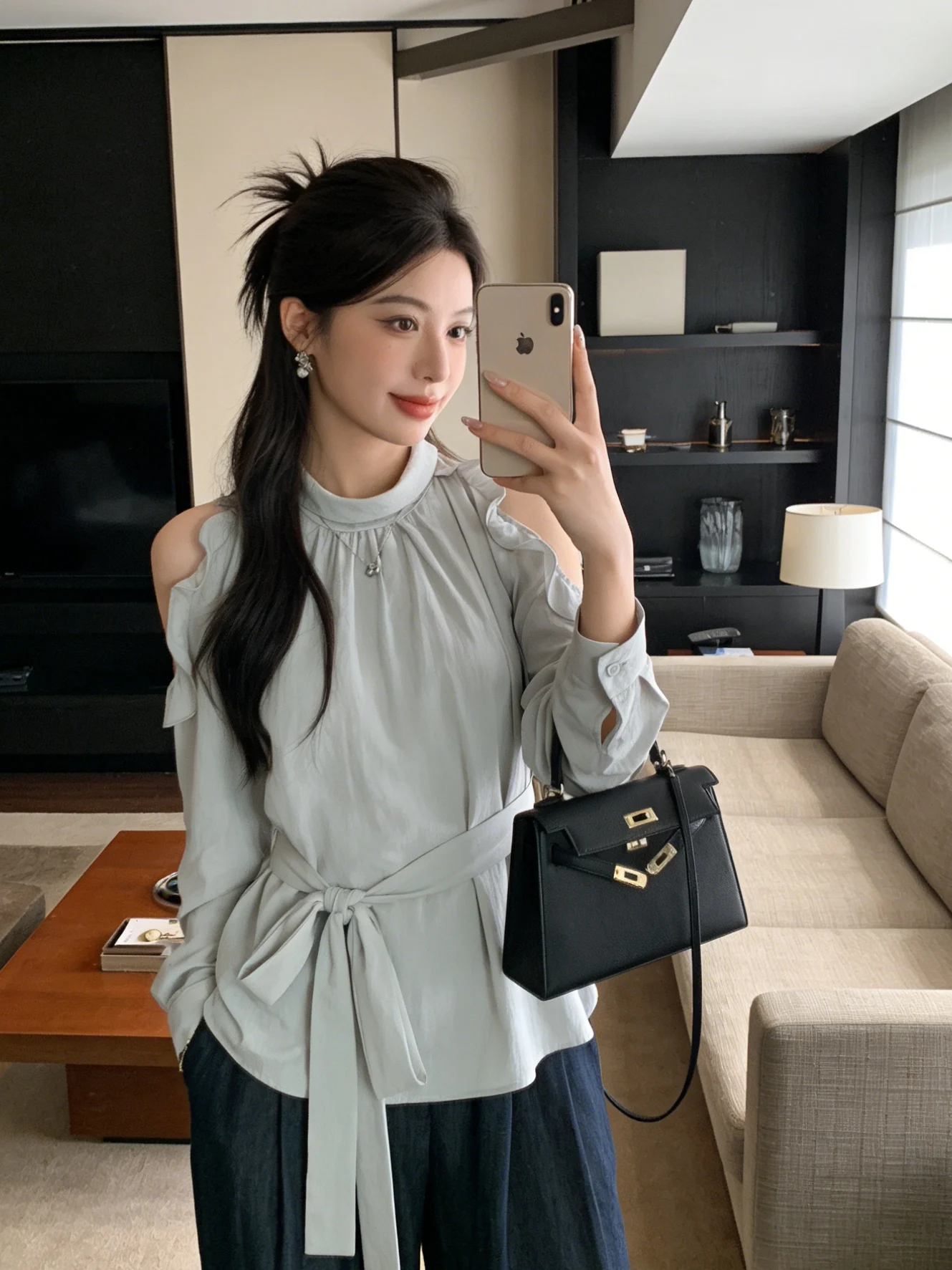 

Ele Unique Long Sve oulder Bared irt Slimming Waist Design Early Spring Vintage Lace Trim Loose Fit Women's T-irt