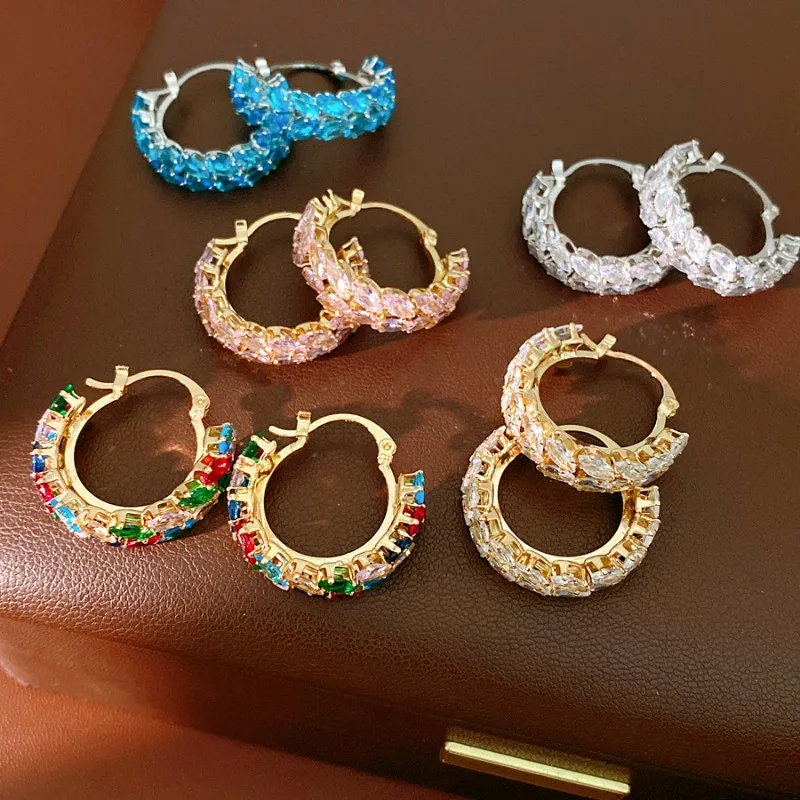 

Korean New Wheat Hoop Earrings Full Zircon Paved Luxury Shiny Round Earrings for Women Temperament Versatile Party Daily Jewelry