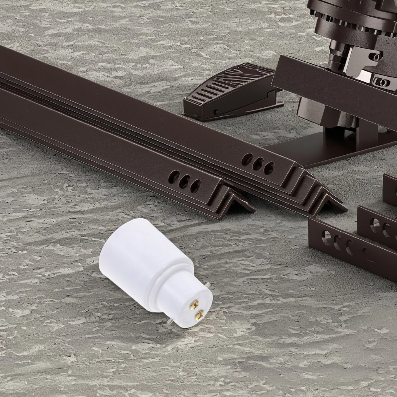 

2pcs Light Bulb Converter Socket Universal 110V-240V To E27 Adapter Holder Metal Bulb Extender Plug For Led Halogen