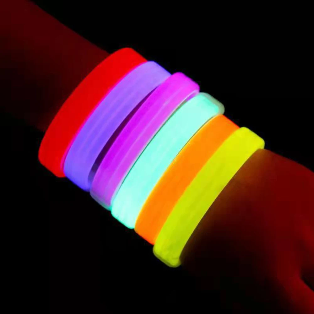 Muñequera luminosa de colores Unisex, brazalete brillante de silicona, brazalete de goma, pulsera de soporte para concierto, muñequera, suministros para fiestas