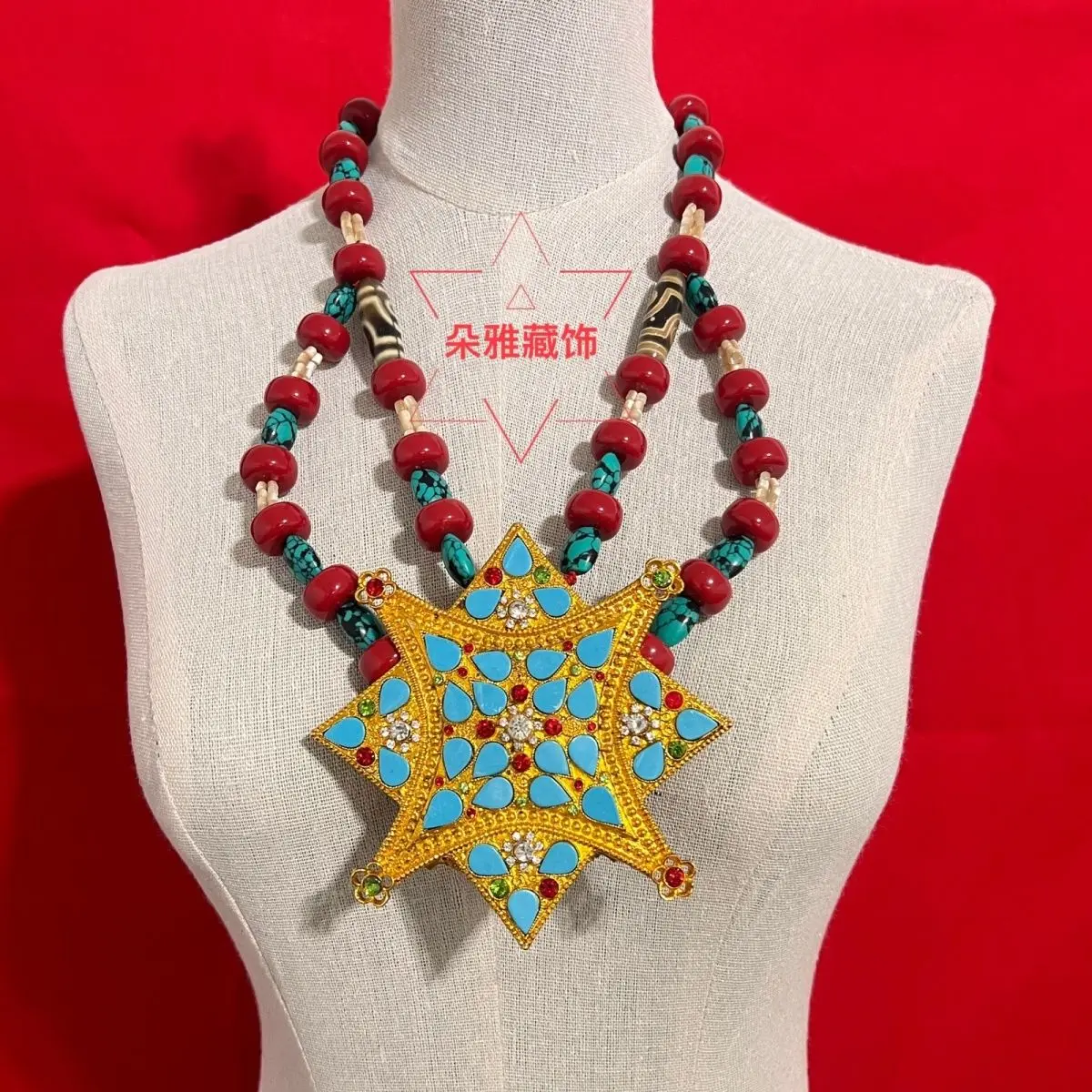 

Chrysostom Necklace New Tibetan Fenggawu Box Tibetan Pendant Jewelry