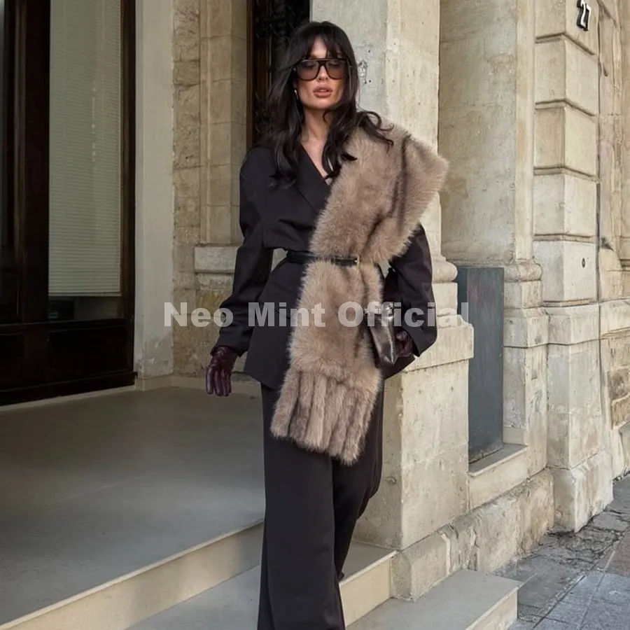 Neo Mint Brand Chic Luxury Oversized Faux Fur Tassels Stole Scarf Women Street Fashion Girls Fuzzy Striped Fox Fur Wraps Scarves