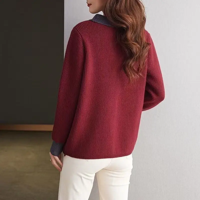 2025 primavera nuevo estilo suelto de moda de punto solapa Otoño Invierno Top Base suéter de punto