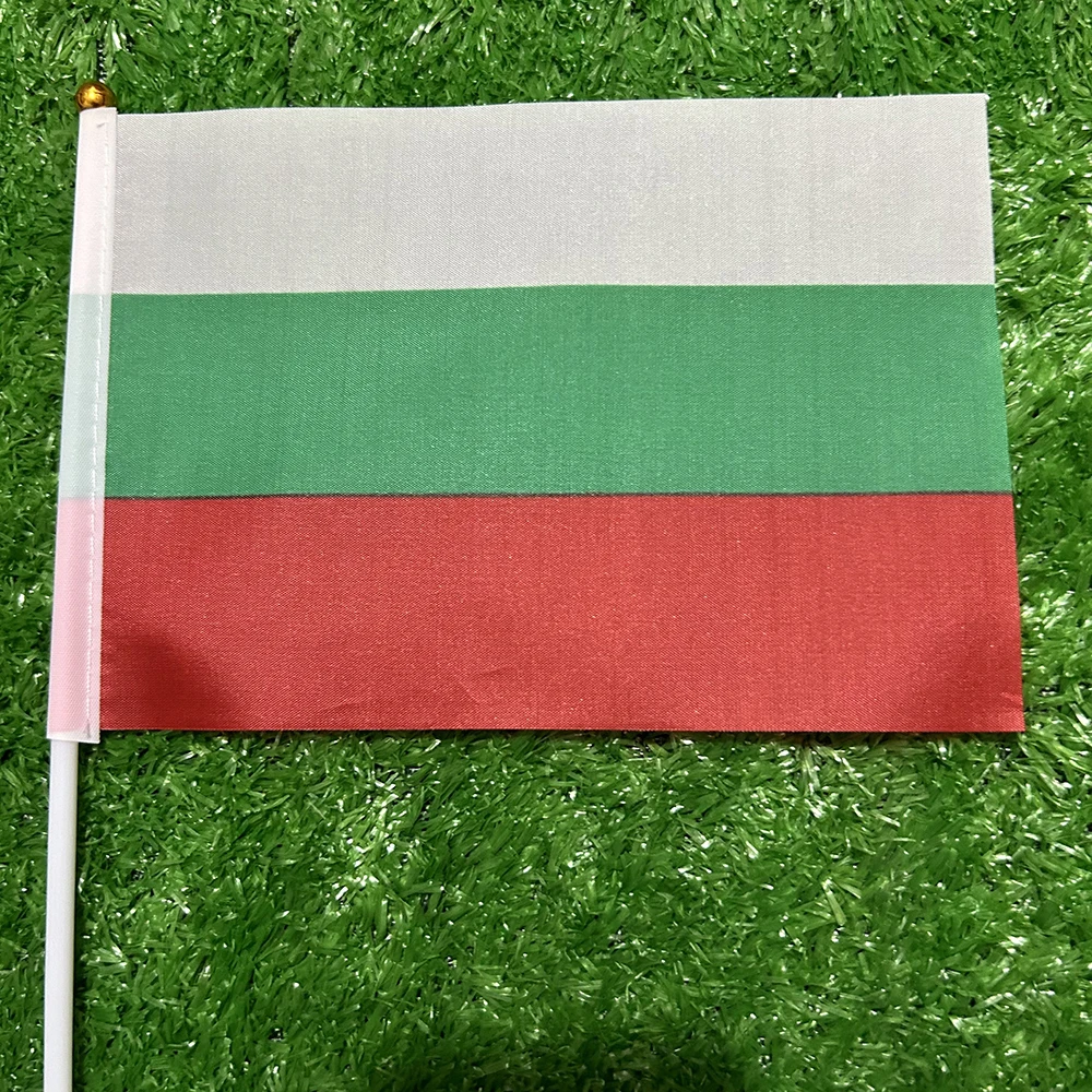 Bulgaria Flag 21*14cm Polyester Bulgaria Hand Waving Flags With Plastic Pole for Sports Activity Decoration