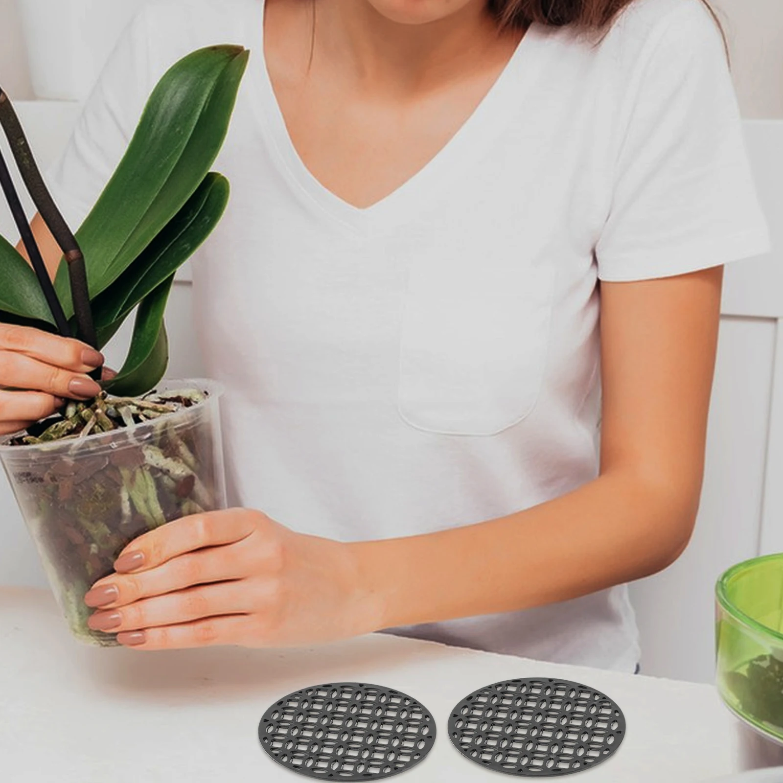 แผ่นตาข่ายรองกระถางต้นไม้ทรงกลม 100 ชิ้น รูเล็ก สำหรับระบายน้ำ ป้องกันดินร่วง ใช้ใส่ก้นกระถาง