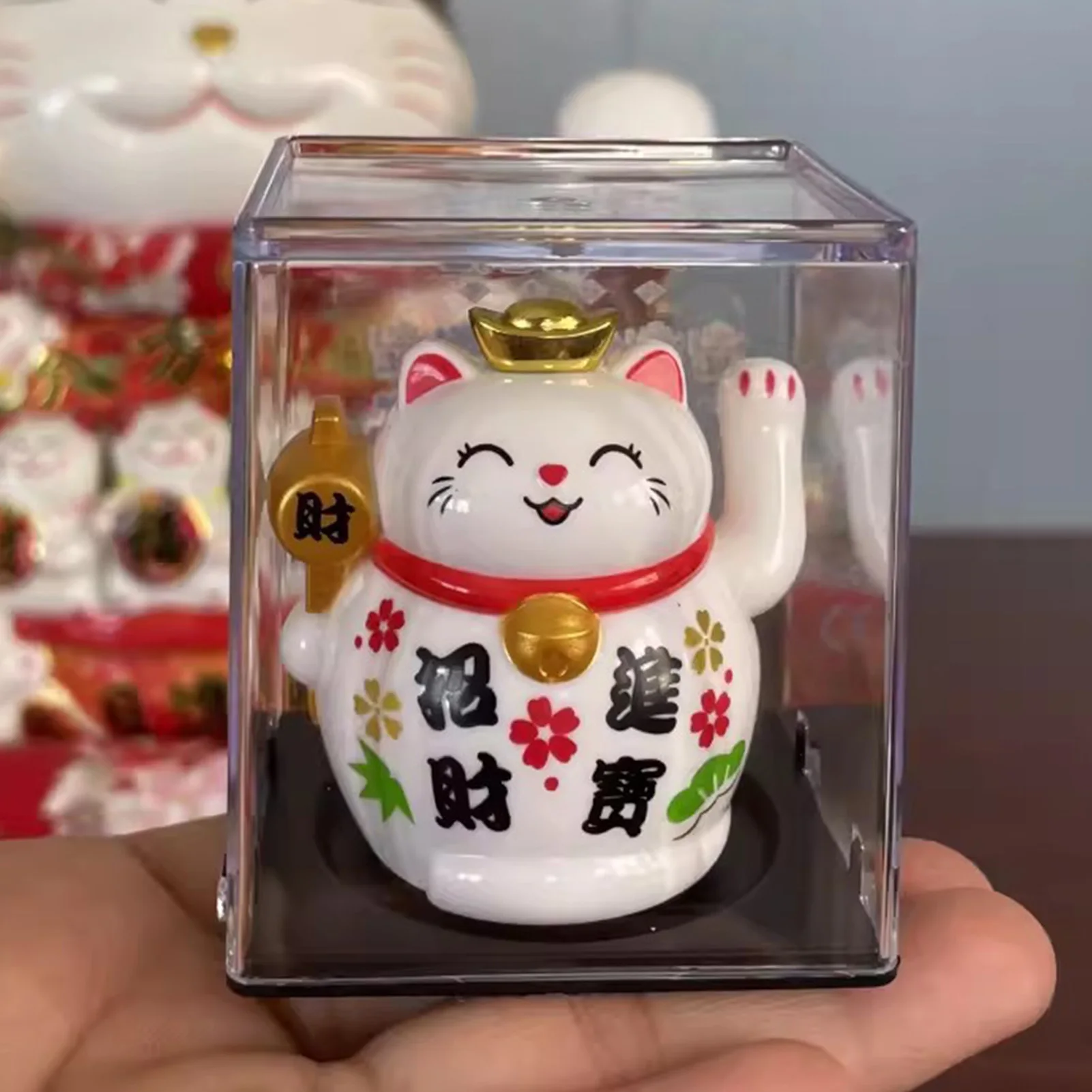 Lucky Cat Figurine Solar Automatic Waving Lucky Cat Vivid And Lovely Home Desktop Ornament Suitable For Office Wine Cooler Decor