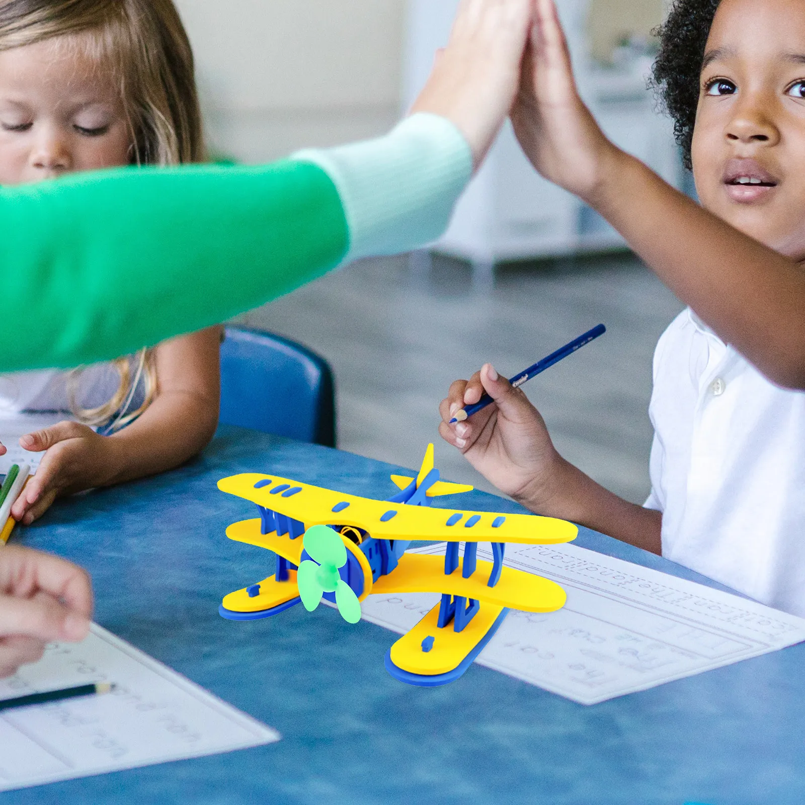 1Pcs Eva DIY Water Plane Assembly Set for Kids Educational Stem Activity Outdoor Beach Pool Summer Play Learning Game