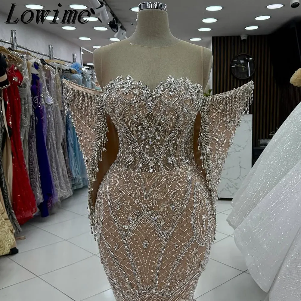 Champagnerfarbenes, asymmetrisches, langärmliges Promi-Dinner-Kleid 2022, neues maßgeschneidertes Ballkleid mit Strasssteinen