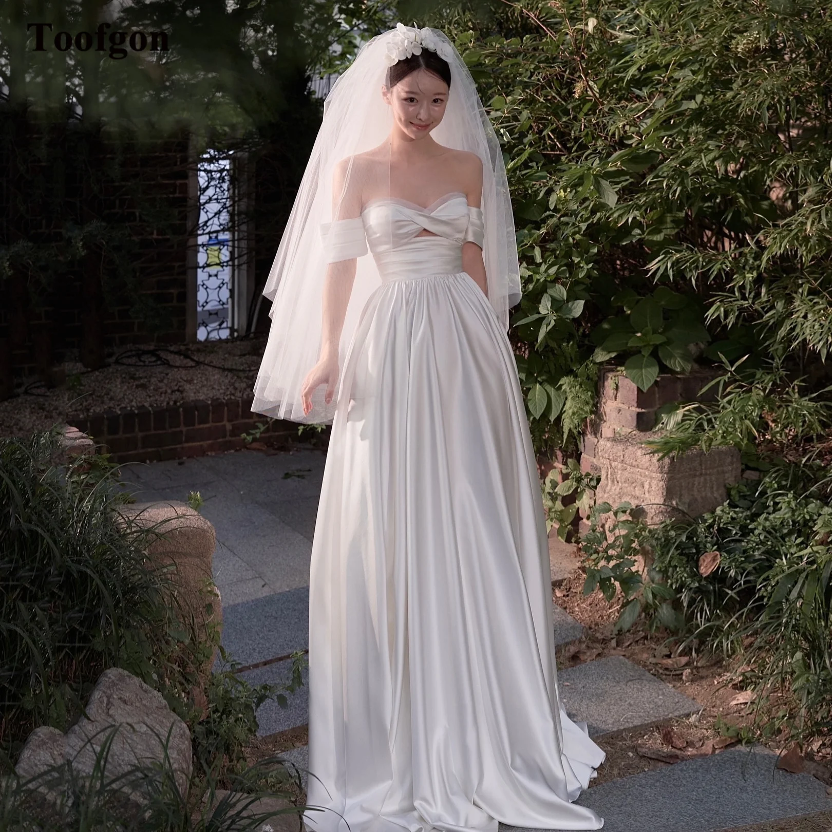 

Toofgon A Line Satin Korea Wedding Dresses For Bride Photoshoot Short Sleeves Bridal Gown Customized Formal Occasion Party Dress