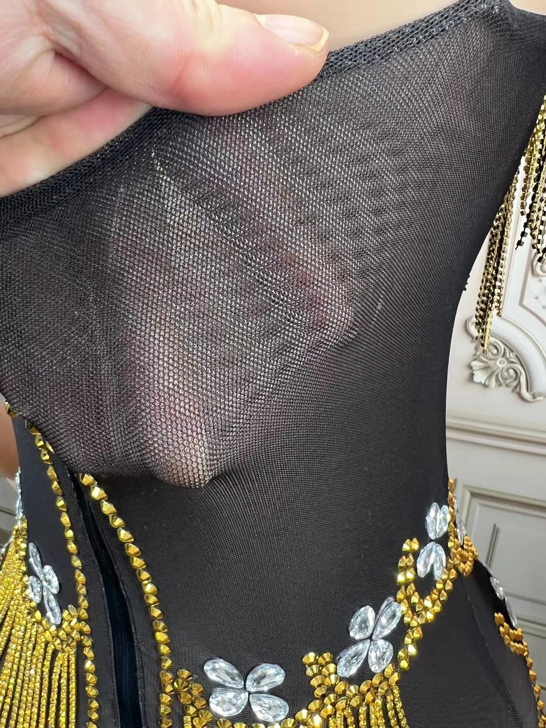 2025 オフショルダー ラインストーン フリンジドレス パーティー 誕生日 祝う イブニングドレス 歌手 ステージ衣装 フェスティバル服 yj012