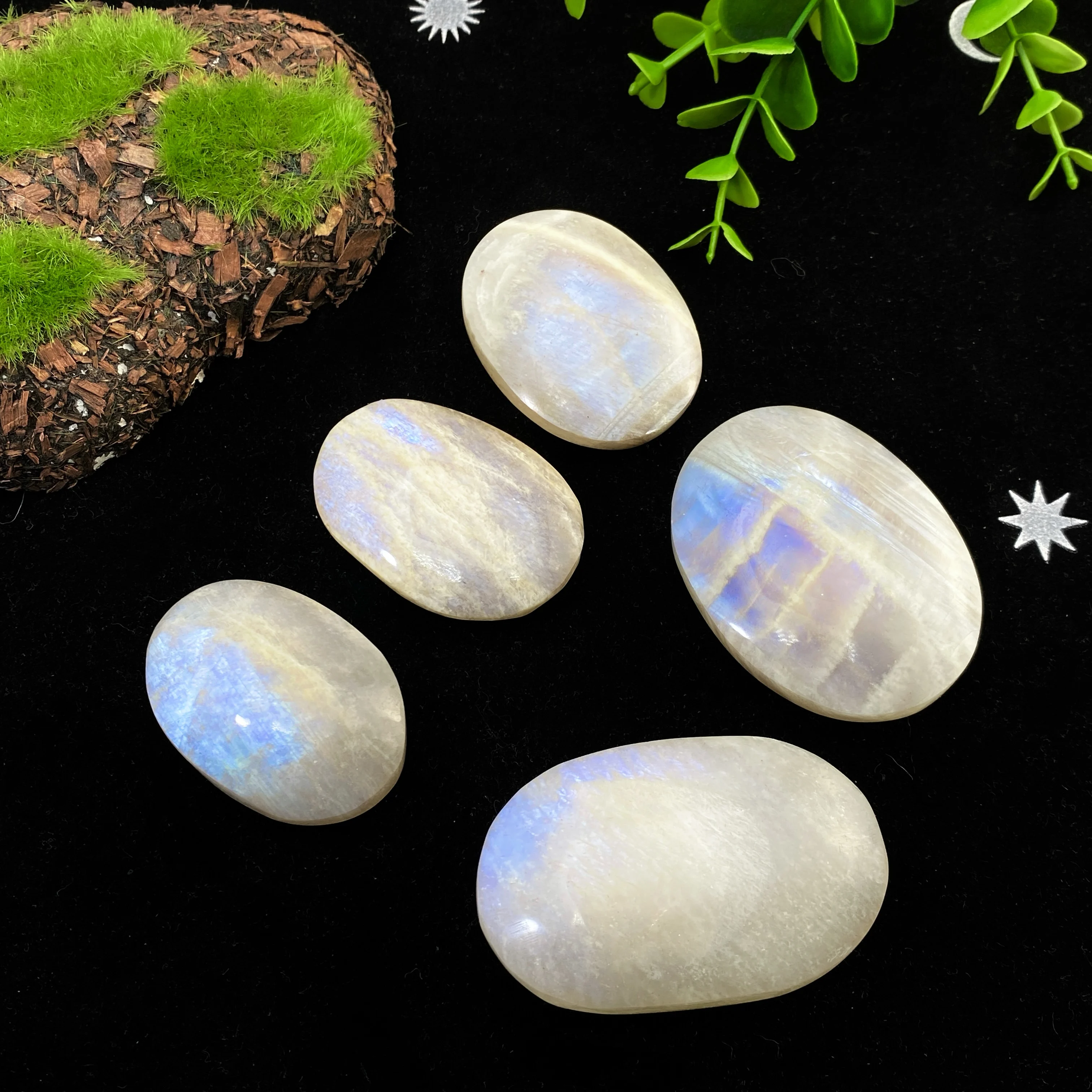 Random 1PC Moon And Sun Moonstone Polished Palm Stone,Stone Collections,Excellent Gifts,Friend Gift,DIY Deco,Room Deco