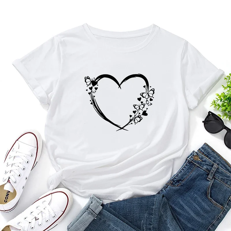 2025 الصيف حجم كبير المرأة تي شيرت الجولة الرقبة قصيرة الأكمام المرأة عادية فراشة القلب طباعة قميص جذاب الجرافيك تي شيرت